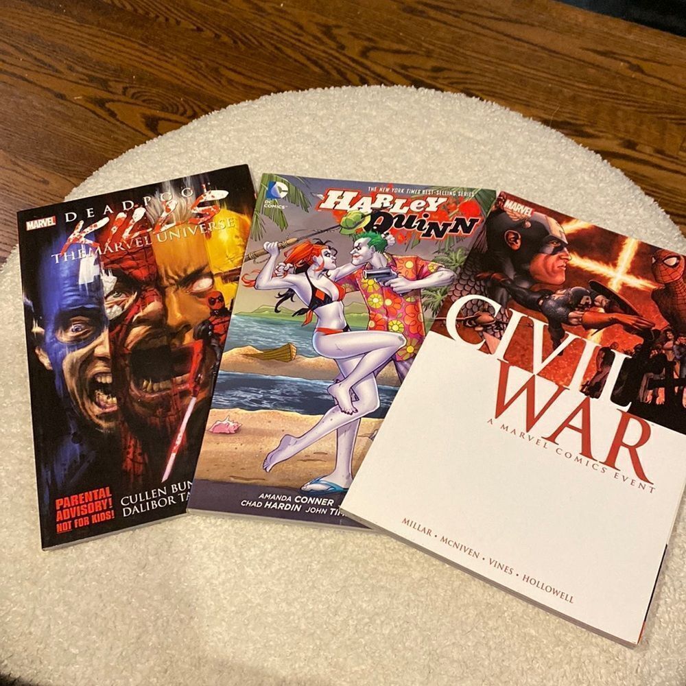 Marvel DC Comic Book Set: Deadpool, Harley Quinn, Civil War
